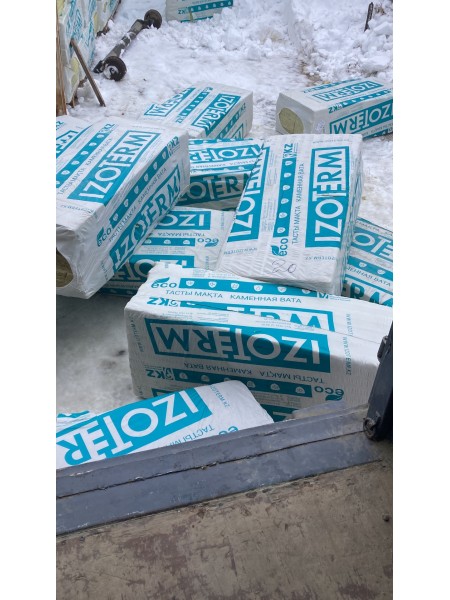 Минеральный утеплитель IZOTERM каменная вата 1200x600x50 мм